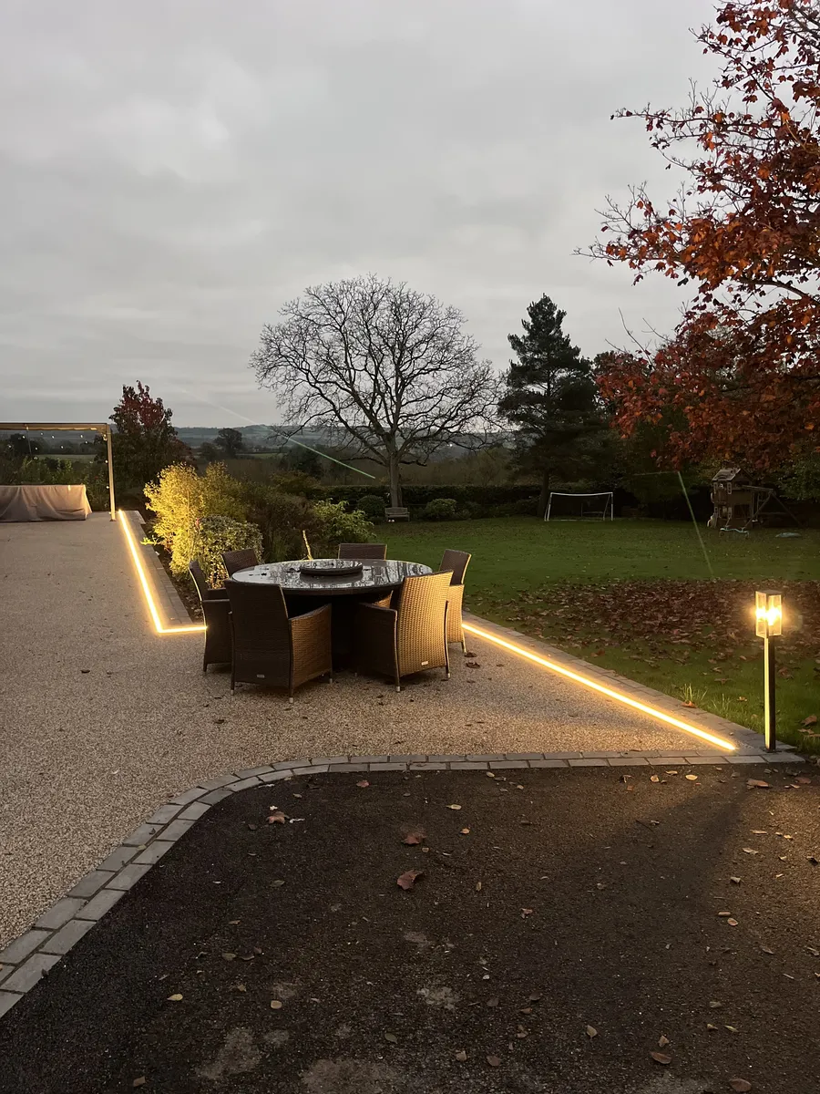 Outdoor garden lighting